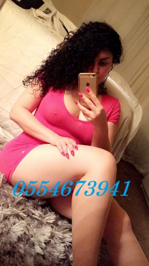 Dubai Escorts - Maya25 Italy Dubai Escort