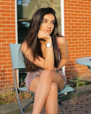 Muscat Escorts - Mohini oman Muscat Escort
