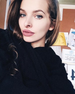 Istanbul Escorts - Dokota  Istanbul Escort