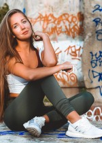 Paris Escorts - Nessa czech Paris Escort