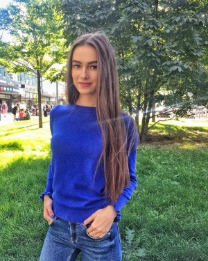 Paris Escorts - Franka swedish Paris Escort
