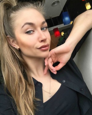 Paris Escorts - Khandi swedish Paris Escort