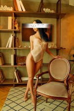 Frankfurt Escorts - Mia German Frankfurt Escort