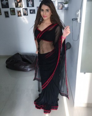 Abu Dhabi Escorts - Anam indian Abu Dhabi Escort