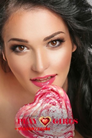 Dubai Escorts - Milagras  from italy european Dubai Escort
