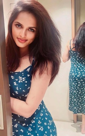 Muscat Escorts - Vanila1909 Indian Muscat Escort