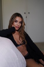 London Escorts - Zoey Brazilian London Escort