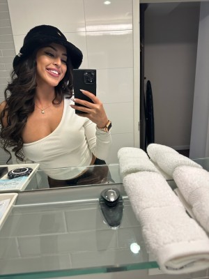 Vienna Escorts - Camila Ukrainienne Vienna Escort