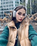 Paris Escorts - Molly Ukraine Paris Escort
