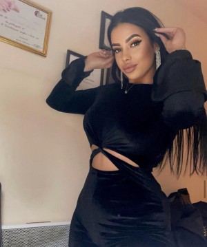 London Escorts - Evelin Eastern European London Escort