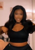 Surrey Shemale Escorts - Courtney British Surrey Escort